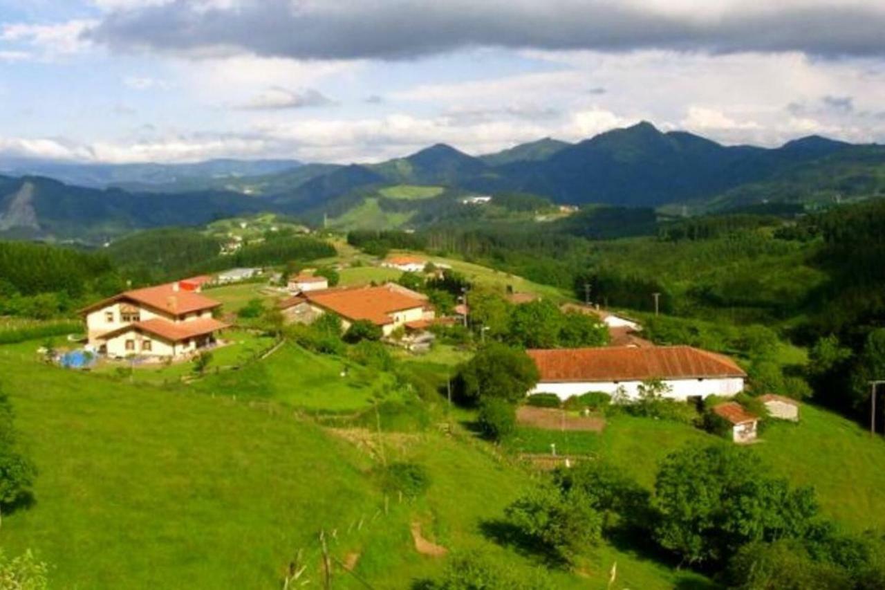 Ferienwohnung Intxaurti Etxea Mallavia Exterior foto
